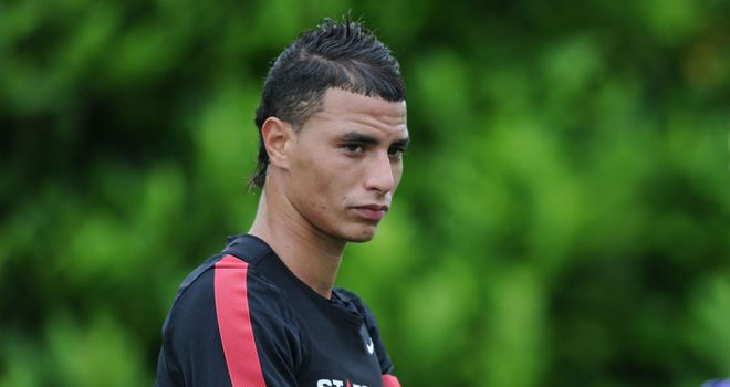 Marouane Chamakh: Has option to return to Bordeaux