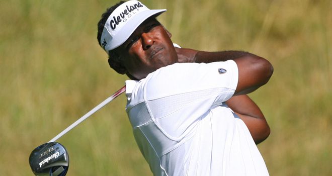 Vijay Singh: Leads the Greenbrier Classic by one shot