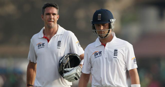 Kevin Pietersen (left) and Jonathan Trott