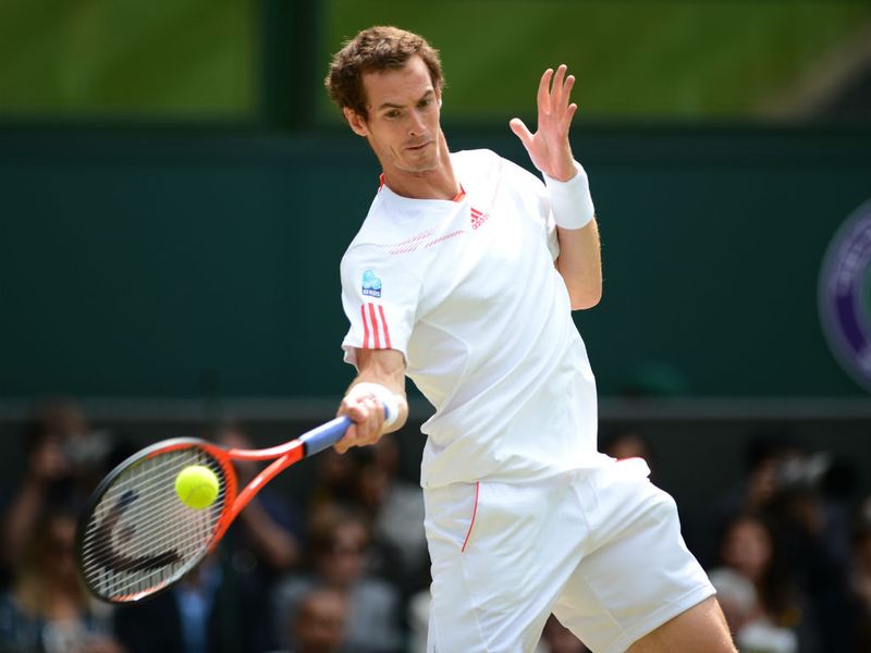 There is drama in the opening minutes, as Murray manages to break Federer's serve in the opening game of the match. The Scot then holds his serve.