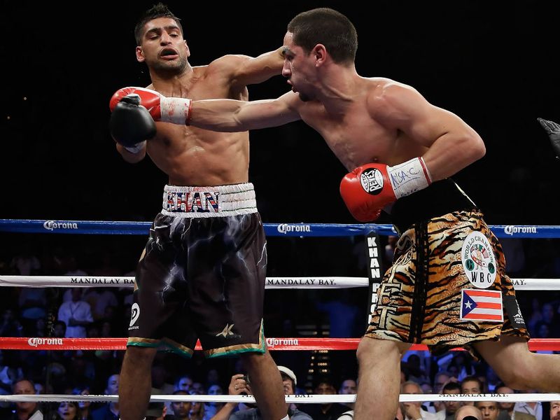 Garcia catches Khan again with a swinging right hand