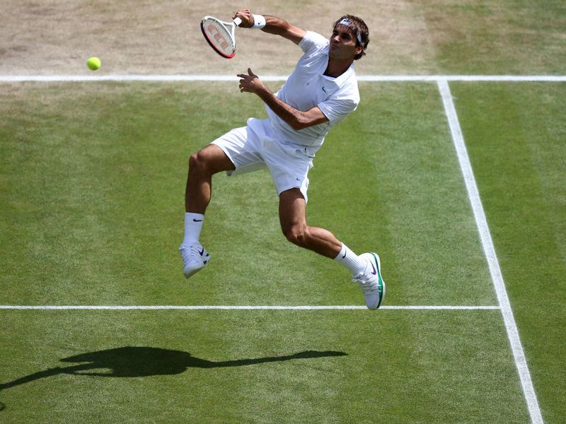 Again Murray earns two break points on Federer's serve, but yet again the former champion fights back to hold.