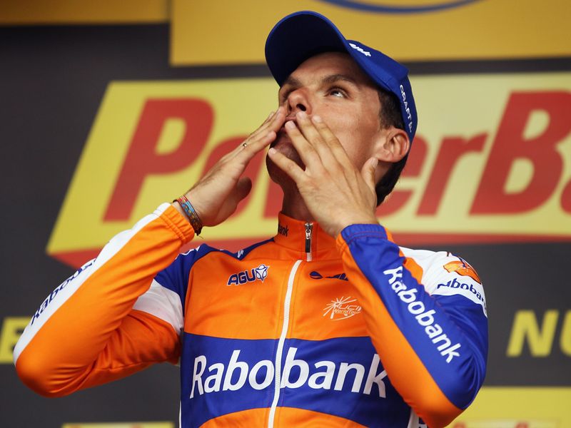 Sanchez toasts his victory on the podium...