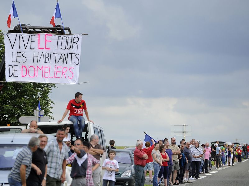 Large crowds lined the 196.5km trek to Saint-Quentin...
