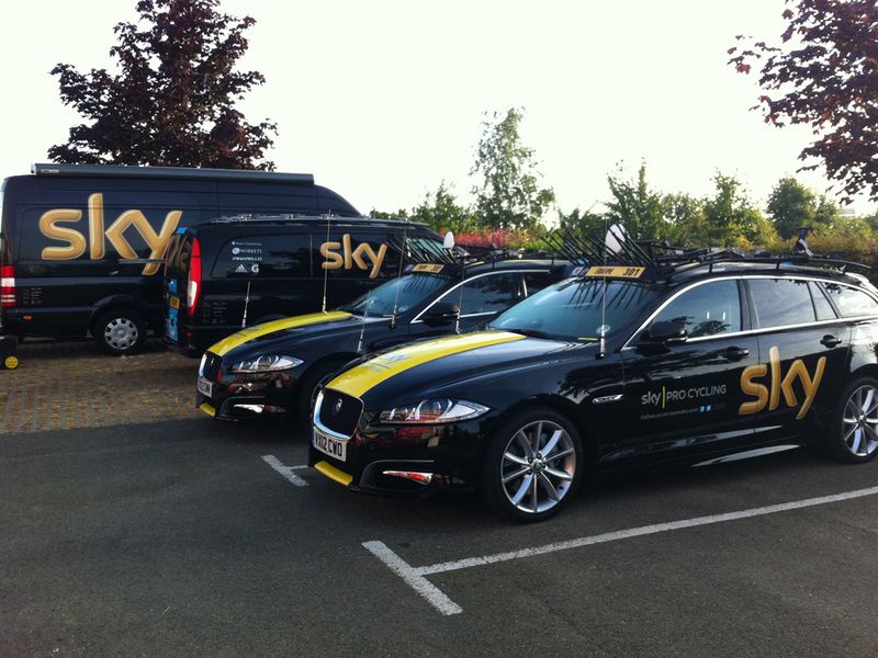 The Team Sky cars were rebranded yellow to mark the win
