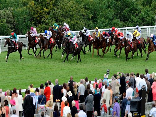 The field are in hot pursuit as Fulbright takes up the running......&nbsp;
