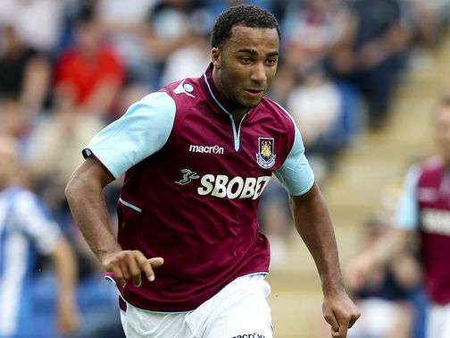 Nicky Maynard: Now a Cardiff player