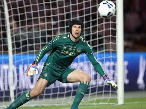 Petr Cech: Needs minor elbow operation