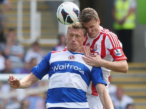 Robert Huth (r) in action against Reading