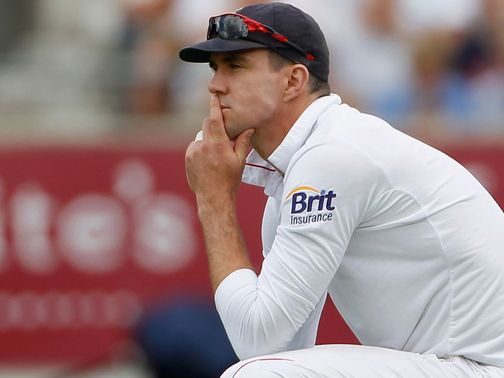 Kevin Pietersen: Dropped by England in text message row&nbsp;