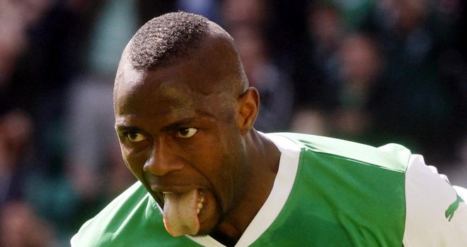 Akpo Sodje: Former Hibernian striker is training with Preston but is also a target for Brann