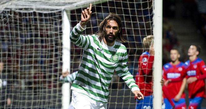Samaras: Celebrates hitting the net for Hoops
