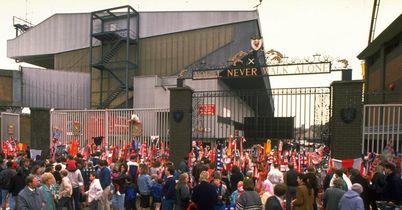 Hillsborough: Fans pay tribute at Anfield