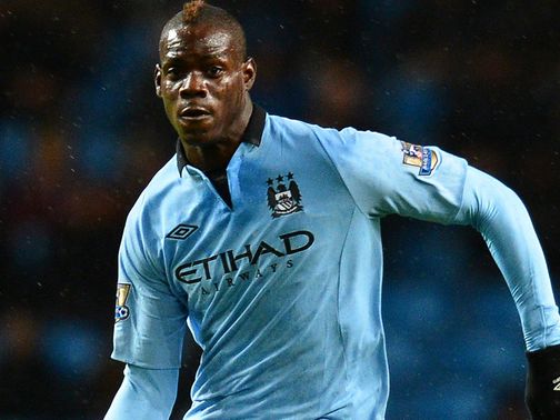 Mario Balotelli: Set to stay at Man City