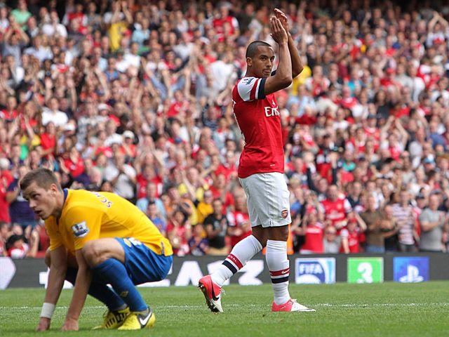 Theo Walcott notches Arsenal's sixth goal