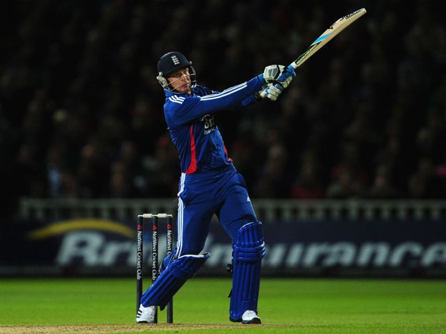 Jos Buttler smashed 32 off 10 balls