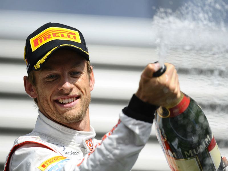 Button sprays the bubbly
