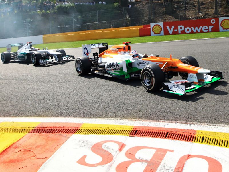 Di Resta holds of Schumacher