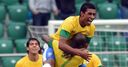 Spurs 'hold Paulinho interest'