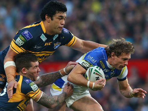 Brett Hodgson tries to find a way through