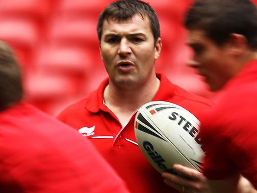 Iestyn Harris: Expects Rhinos response