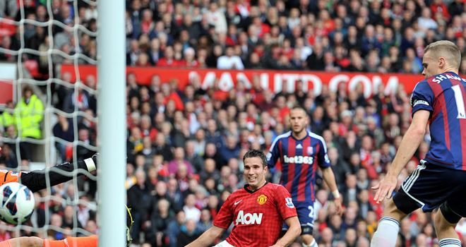Robin van Persie: First meeting with former club Arsenal for Manchester United striker