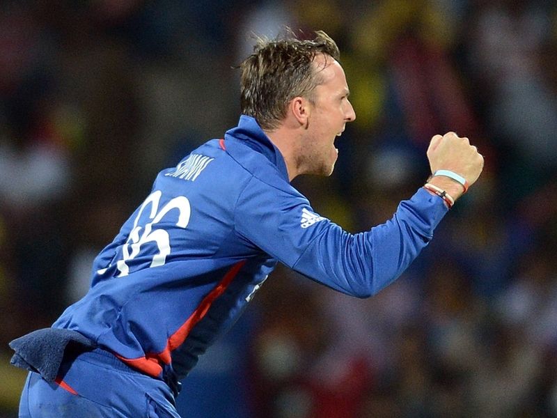 ...before Graeme Swann dismissed him and Kumar Sangakkara in the same over.