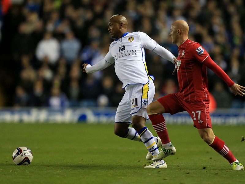 Leeds goalscorer El-Hadji Diouf battles for the ball with Southampton midfielder Richard Chaplow.