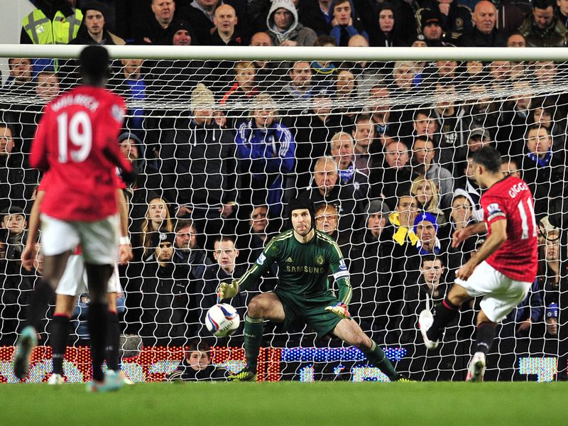 Ryan Giggs gave United the lead.