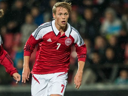 Viktor Fischer: Double strike for Ajax