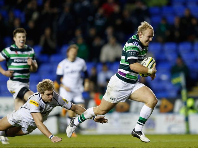 Shane Geraghty scores a try for London Irish