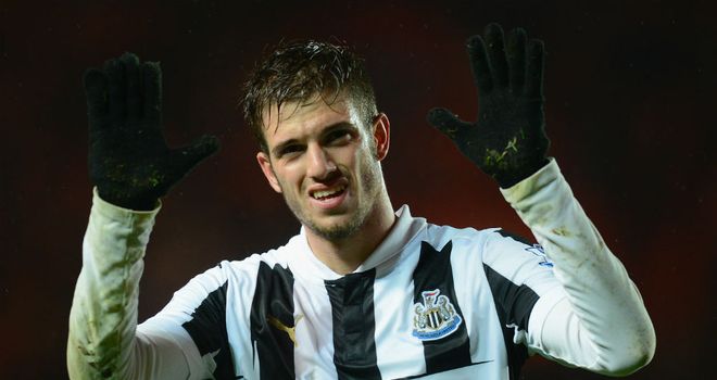Davide Santon: Newcastle United defender urges club to sign players in January