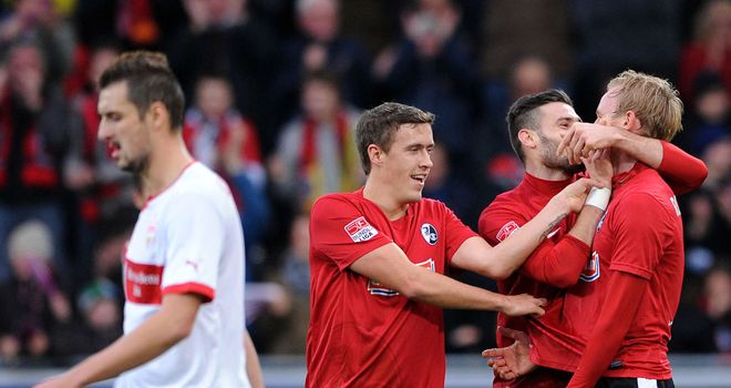 Freiburg host leaders Bayern Munich