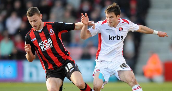 Simon Francis (l): Fit for Bournemouth