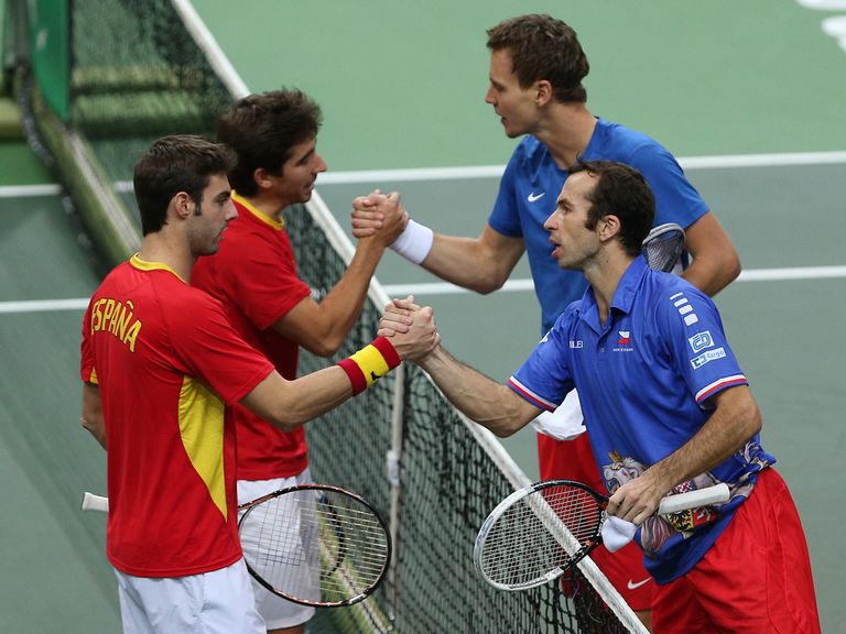 The Czechs (right) won Saturday's doubles rubber