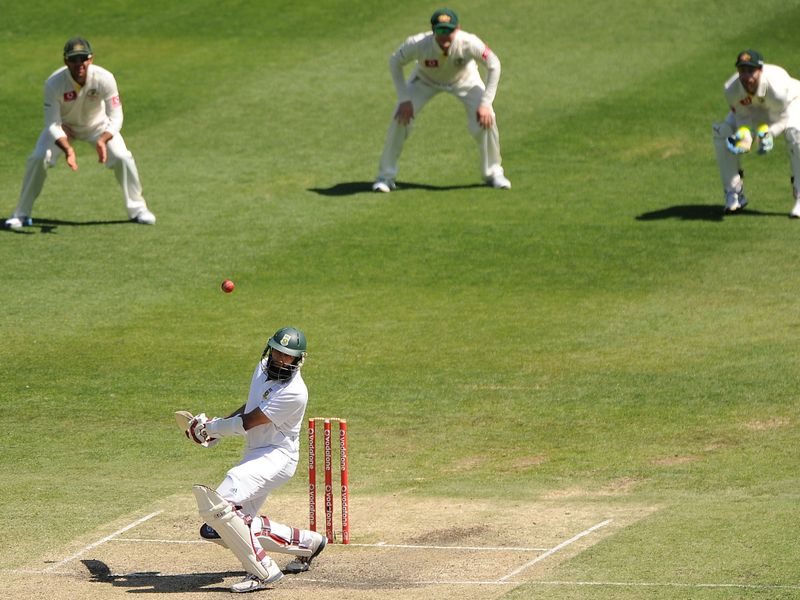 Hashim Amla faced some fiery deliveries...