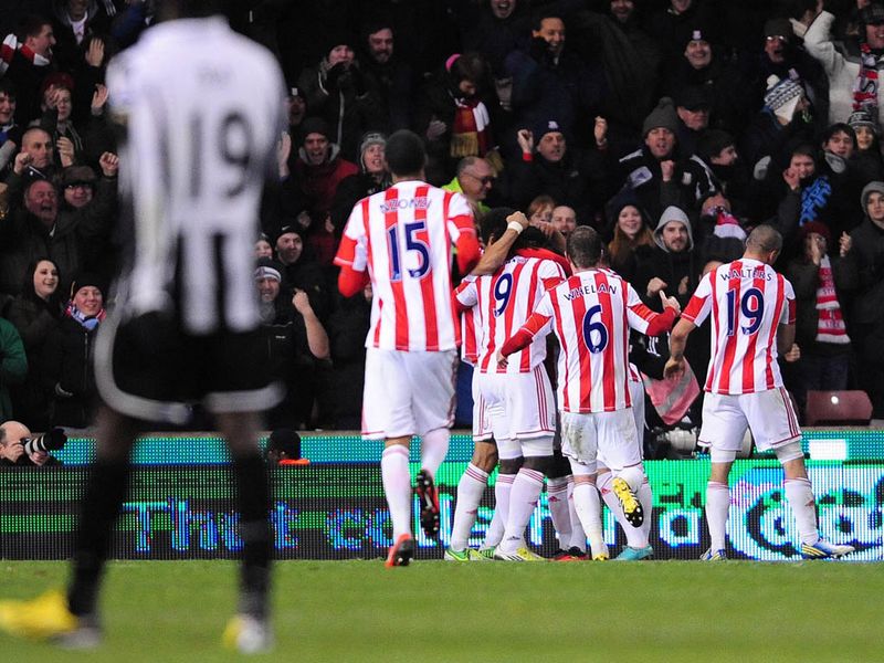 Five minutes later, provider turns goalscorer as Cameron Jerome fires home following a knock down by Kenwyne Jones.