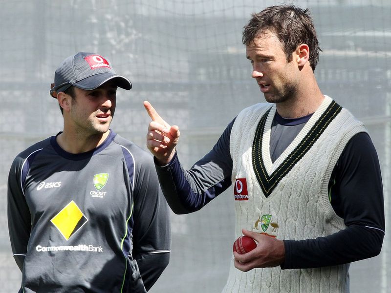Ed Cowan (L) gave Rob Quiney some tips ahead of only his second Test.