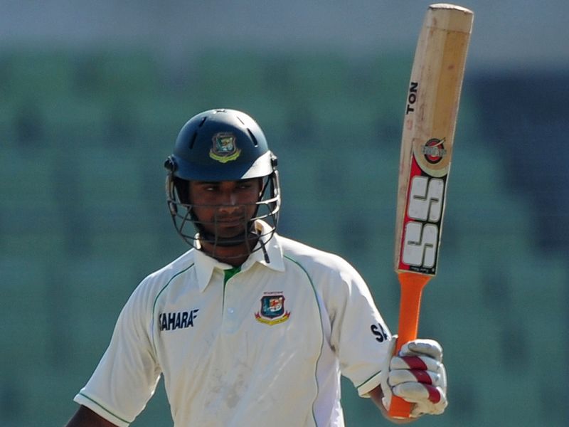 Mahmudullah made 62 before being dismissed, having added 20 to his score.
