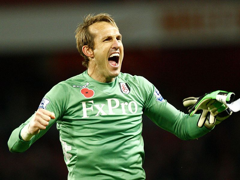 Game of the day goes to the match at The Emirates where Arsenal and Fulham share six goals with Mark Schwarzer saving a last minute penalty.
