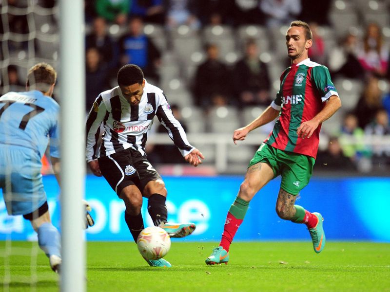 Sylvain Marveaux gives the Magpies a 1-0 lead with this effort