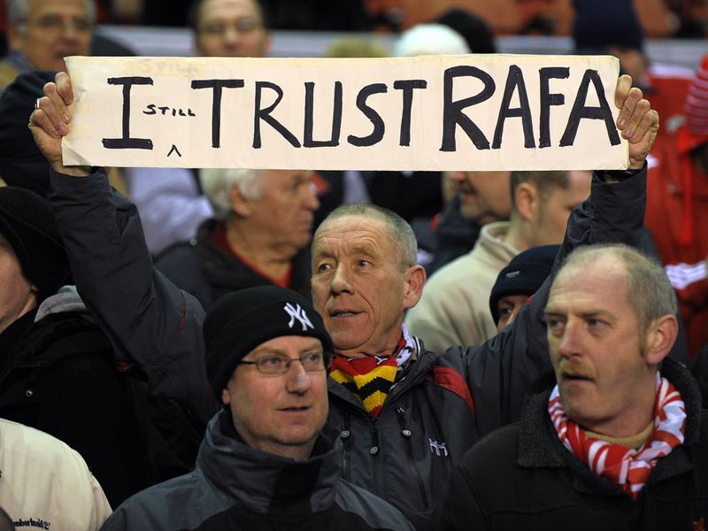 Some supporters refuse to give up on their boss, confident Benitez remains the ideal candidate for the job.