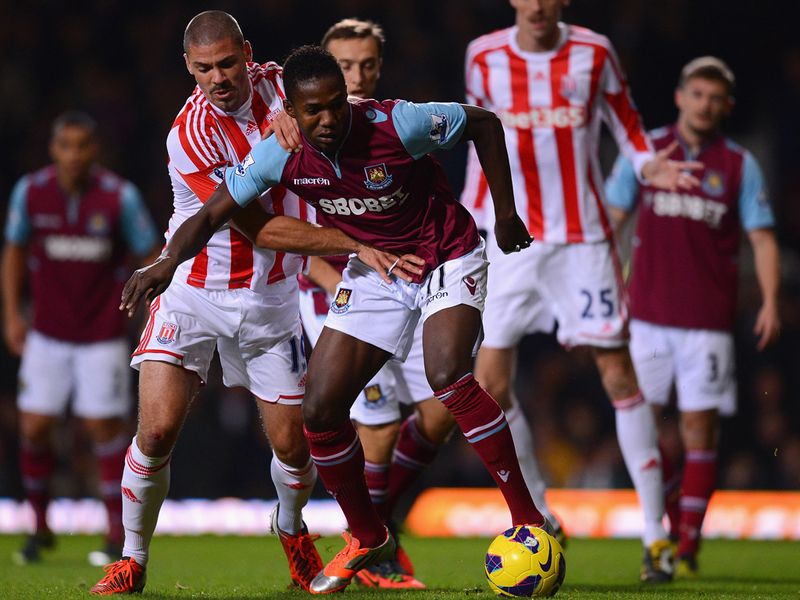 Modibo Maiga is closed down as he tries to put the Hammers ahead.