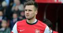 Jenkinson eyes Arsenal chance