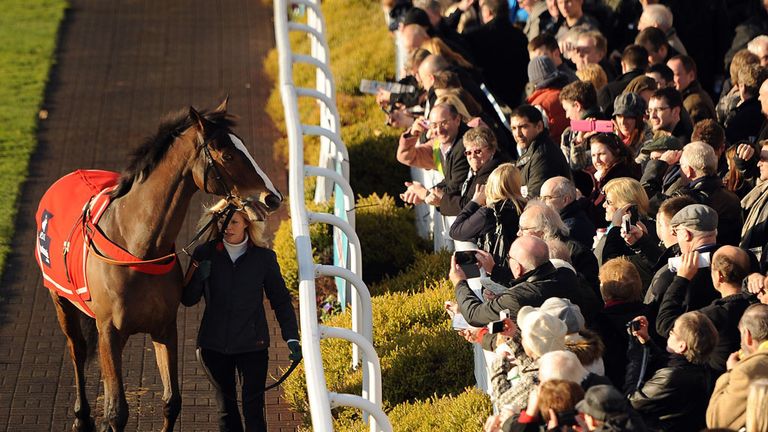 Sandown racegoers greet Kauto Star last month