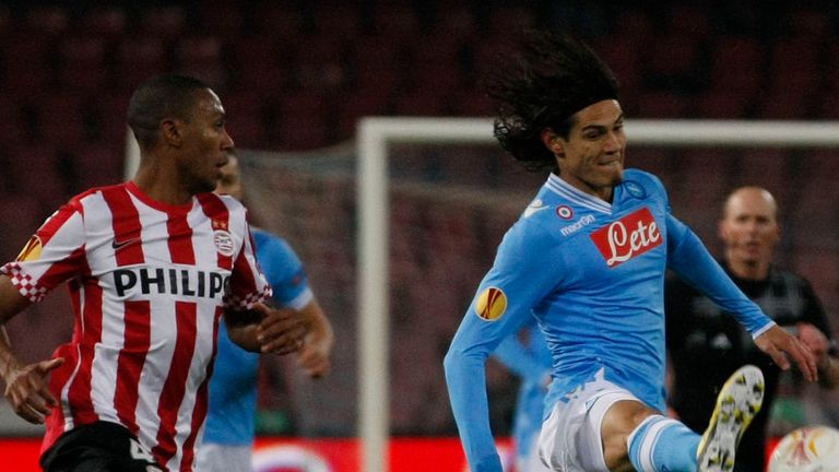 Edinson Cavani looks to get clear of Marcelo