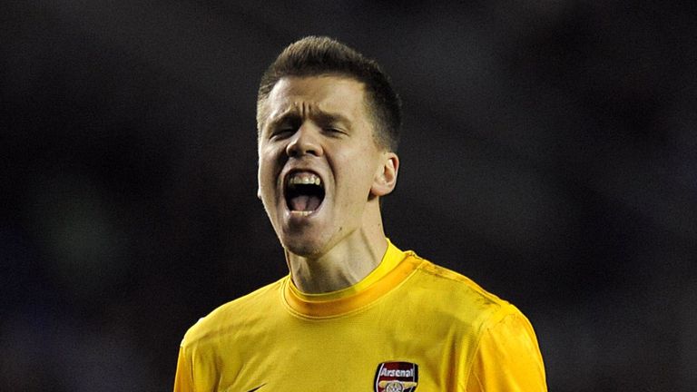 Wojciech Szczesny: Admits Boruc is in better form
