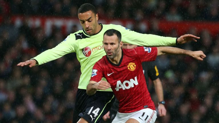 Ryan Giggs: Sir Alex Ferguson has defended the veteran amid criticism over his form