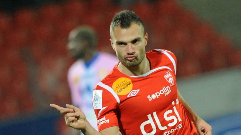 Mollo after his goal for Nancy