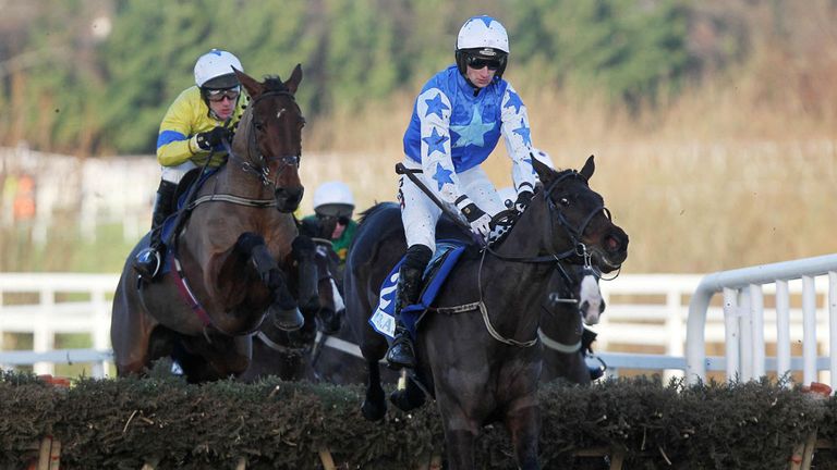 Zuzka in winning action under Patrick Mullins